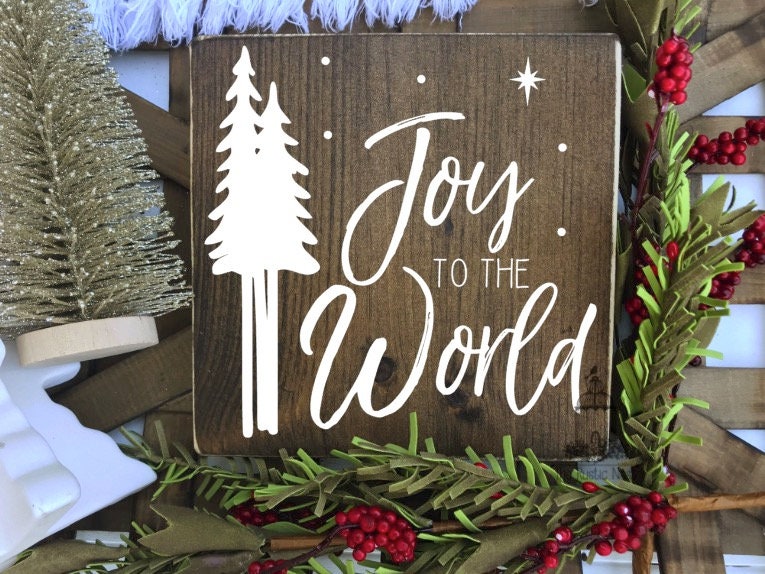 Joy to the World Christmas Sign | Christmas Decor | Holiday Sign | Holiday Decor | Joy to the world wood sign | Christmas Sign (7.25"x7.25")