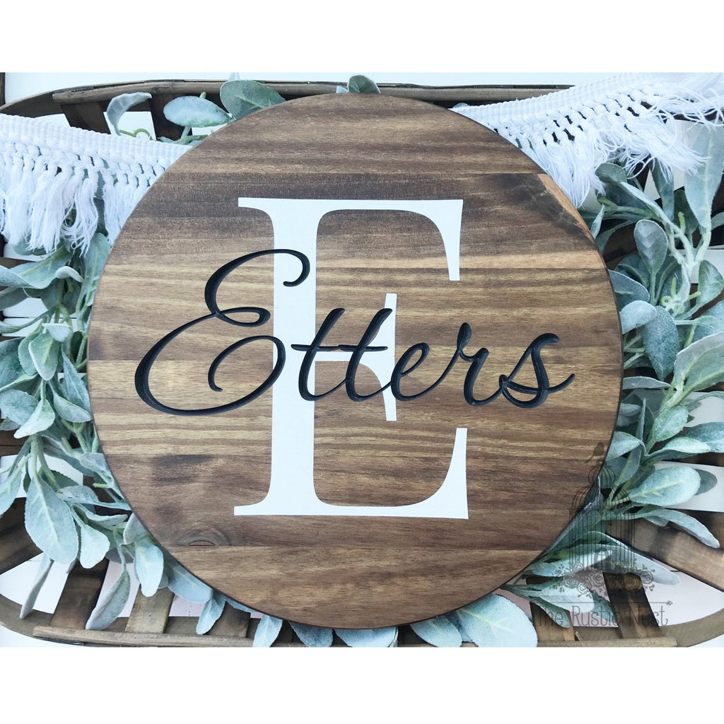 Personalized Engraved Last Name Sign | Round Engraved Last Name Sign | Door Hanger Sign | Personalized Door Hanger | Engraved Door Hanger